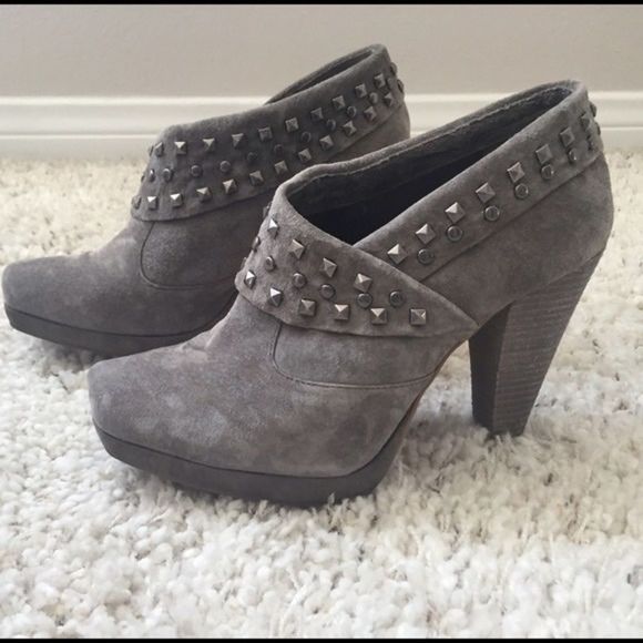 Kenneth Cole Reaction Hipstir Nu Suede Studded Booties - Picture 3 of 3